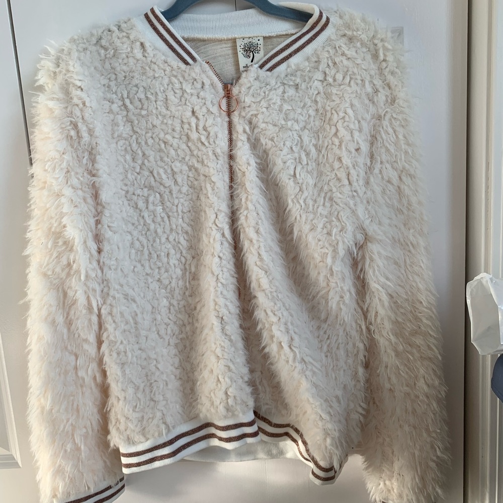 White fluffy zip up jacket